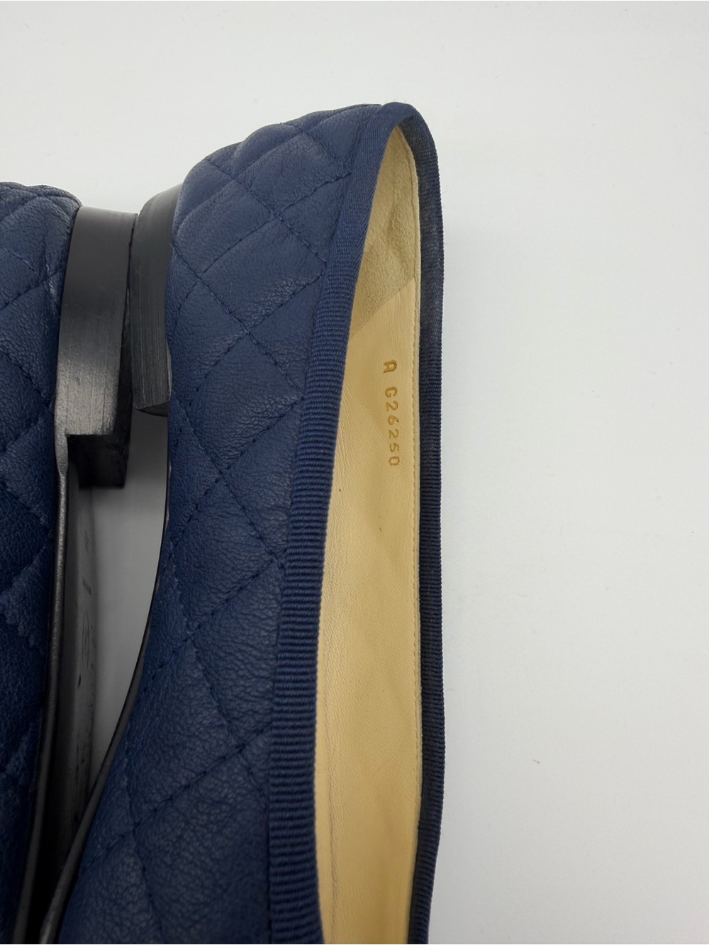 CHANEL Quilted Aged Calfskin Leather Flats - Picture 10 of 12